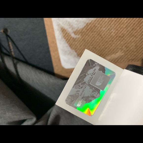 The North face women’s jacket - Picture 12 of 14